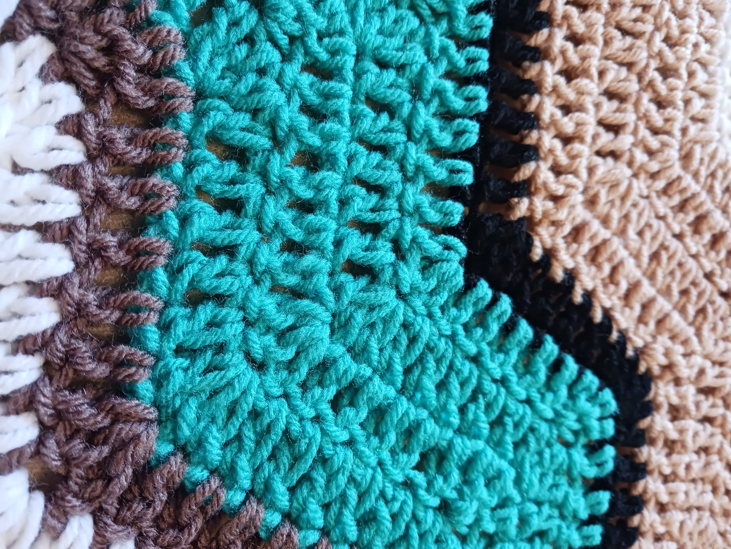 Turquoise Chevron Crochet Blanket at AuntHill.ca