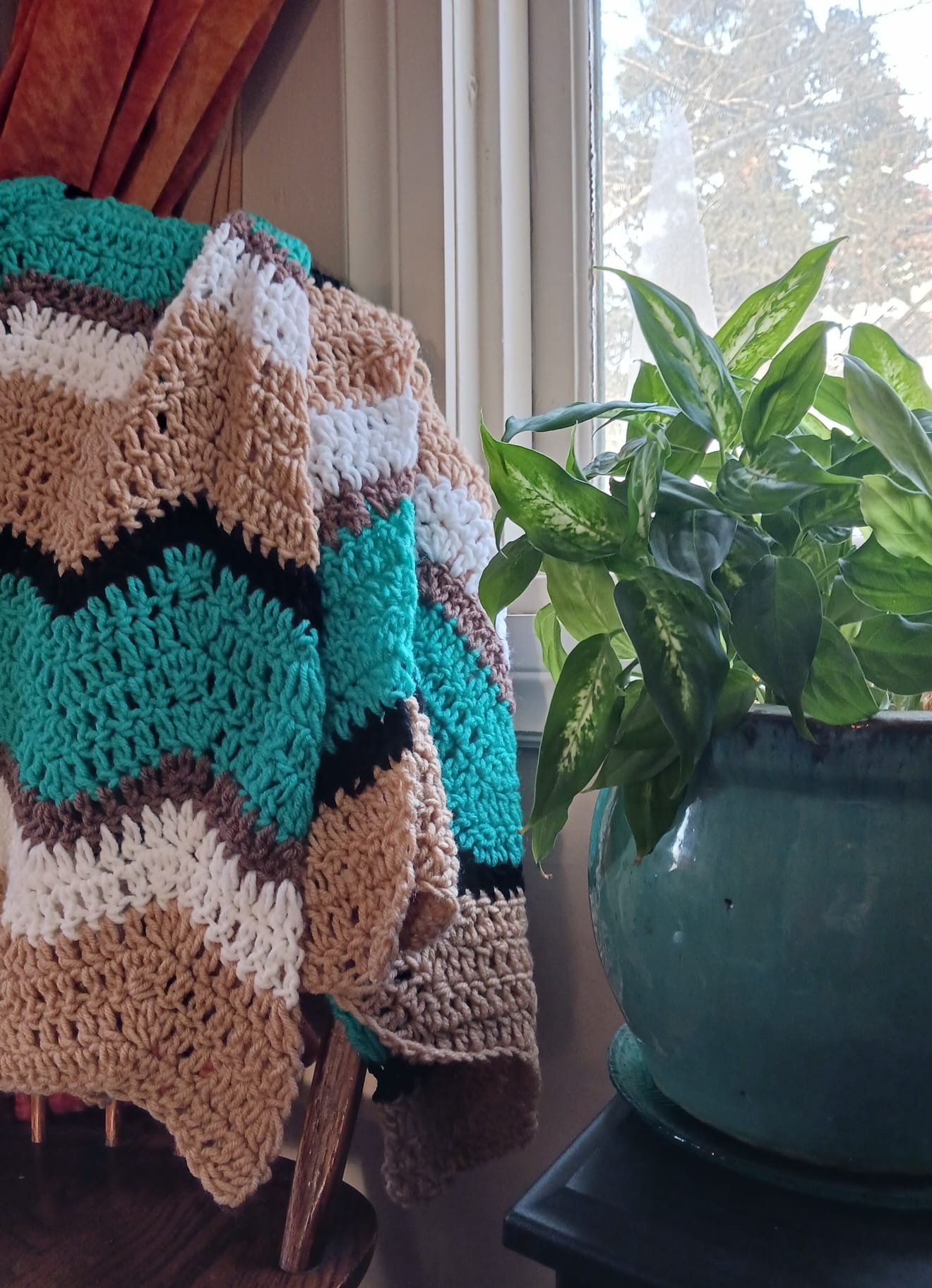 Turquoise Chevron Crochet Blanket at AuntHill.ca